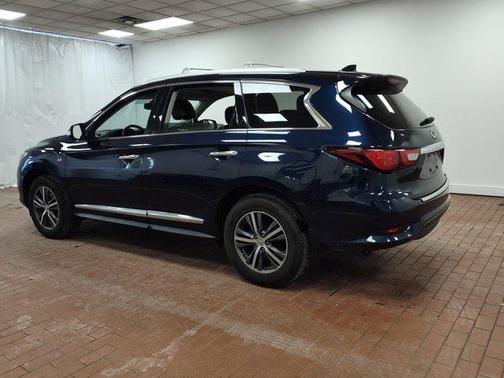 2017 INFINITI QX60 Base