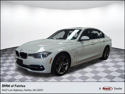 2017 BMW 330e iPerformance