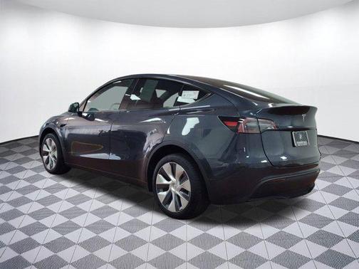 2024 Tesla Model Y Long Range Dual Motor All-Wheel Drive