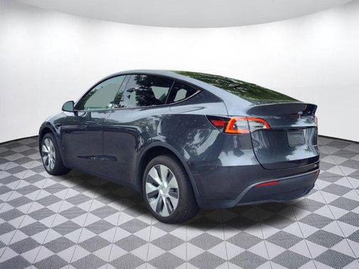 2024 Tesla Model Y Long Range Dual Motor All-Wheel Drive