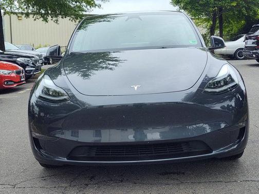 2024 Tesla Model Y Long Range Dual Motor All-Wheel Drive