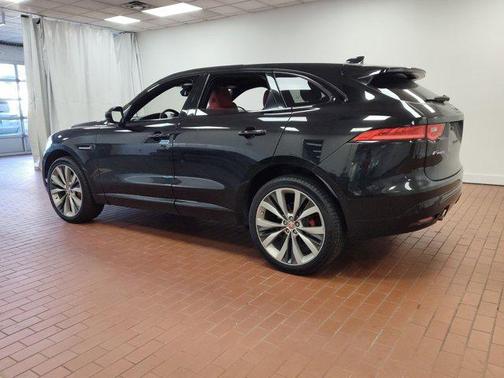 2017 Jaguar F-PACE S