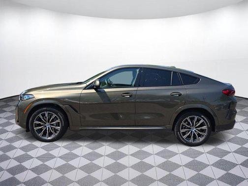 Manhattan Green Metallic 2024 BMW X6 xDrive40i