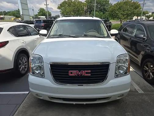 White 2014 GMC Yukon XL SLT 1500