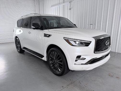 Aspen White 2024 INFINITI QX80 SENSORY