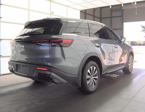 2024 INFINITI QX60 PURE