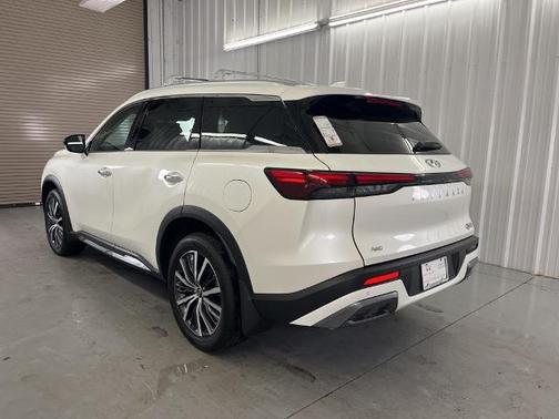 2025 INFINITI QX60 SENSORY