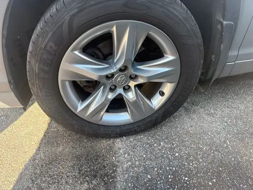 Silver 2015 Toyota Highlander Limited