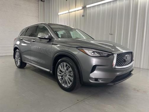 2025 INFINITI QX50 LUXE
