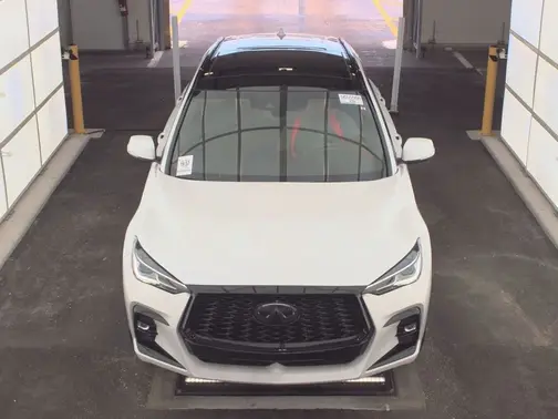 White 2023 INFINITI QX50 SPORT