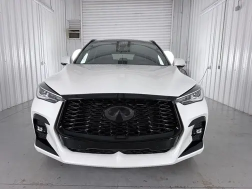 White 2023 INFINITI QX50 SPORT
