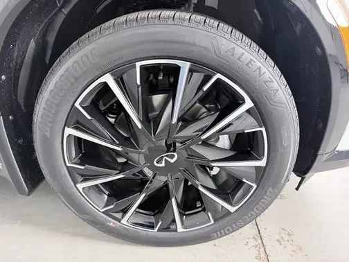 2T RAD WHT 2027 INFINITI QX65 Autograph AWD