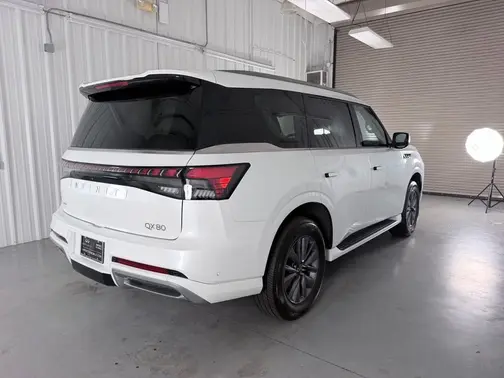 White 2025 INFINITI QX80 PURE