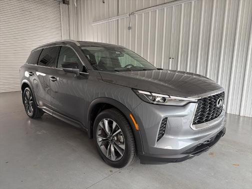 2024 INFINITI QX60 LUXE