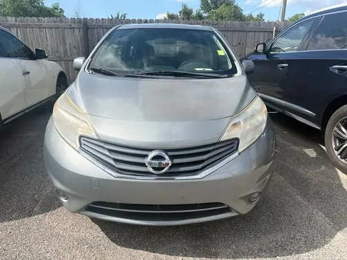 Gray 2014 Nissan Versa Note SV
