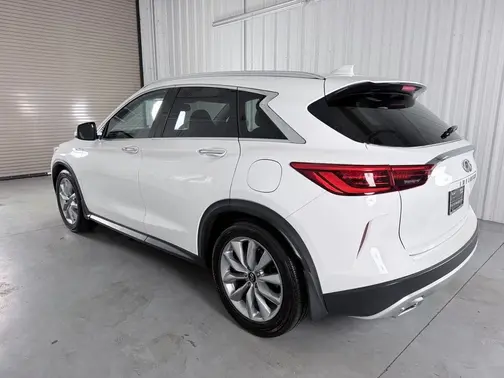 White 2020 INFINITI QX50 LUXE