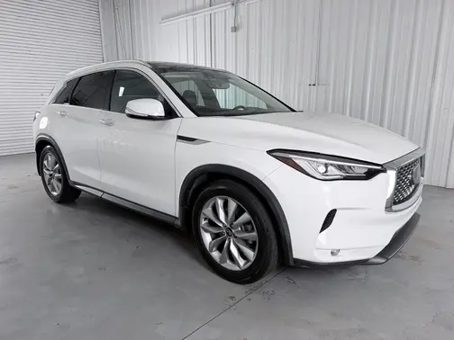 White 2020 INFINITI QX50 LUXE
