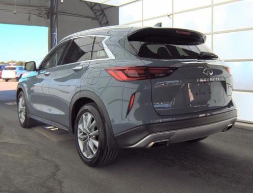 2022 INFINITI QX50 LUXE