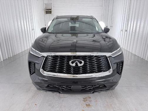 Diamond Black 2025 INFINITI QX60 LUXE