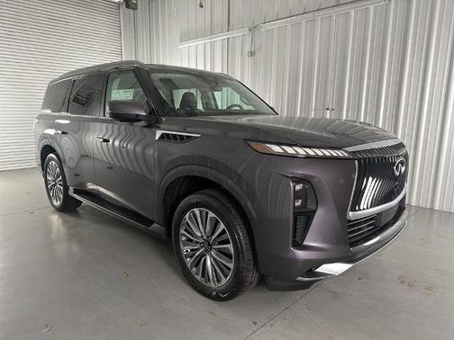 2025 INFINITI QX80 LUXE
