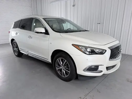 White 2017 INFINITI QX60 Base