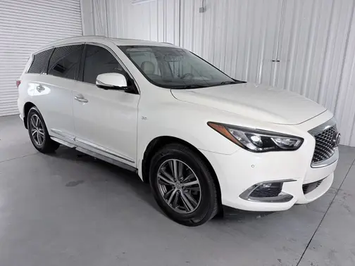 White 2017 INFINITI QX60 Base