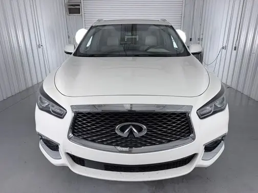 White 2017 INFINITI QX60 Base