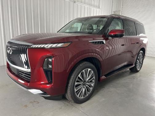 2025 INFINITI QX80 LUXE