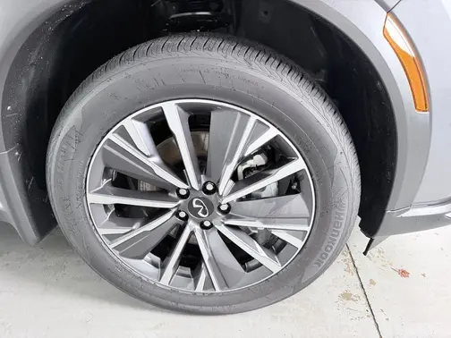GRAPHITE SHADOW 2027 INFINITI QX60 Luxe FWD