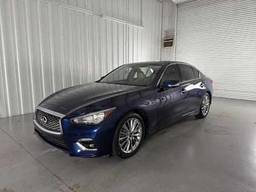 2022 INFINITI Q50 LUXE