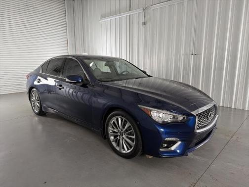 2022 INFINITI Q50 LUXE