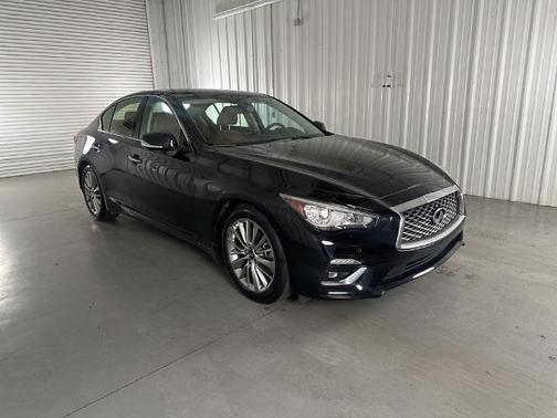2024 INFINITI Q50 LUXE