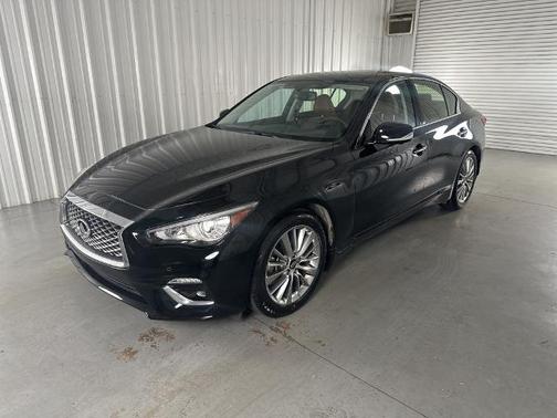 2024 INFINITI Q50 LUXE