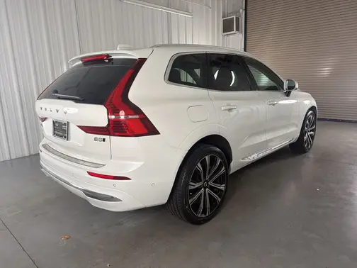 White 2023 Volvo XC60 B5 Ultimate Bright Theme