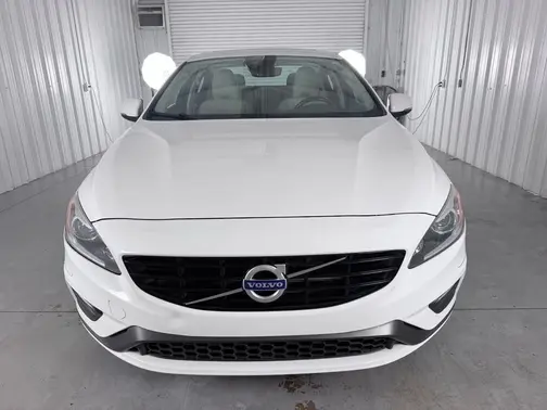 White 2018 Volvo S60 T5 Dynamic
