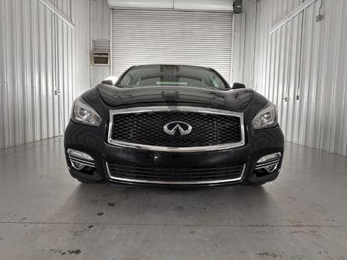 2015 INFINITI Q70L 3.7