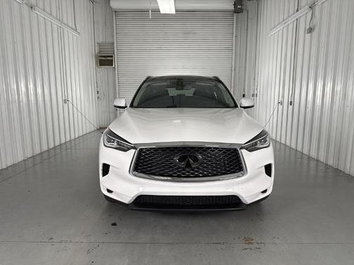 2024 INFINITI QX50 LUXE