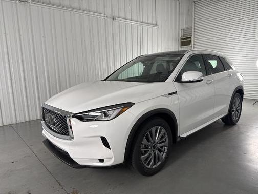 2024 INFINITI QX50 LUXE