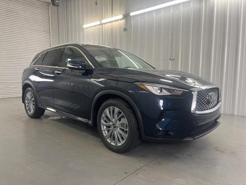 2025 INFINITI QX50 LUXE