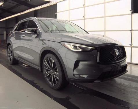 2022 INFINITI QX50 LUXE