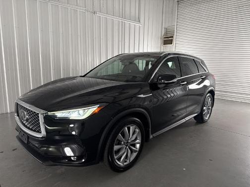 2022 INFINITI QX50 LUXE