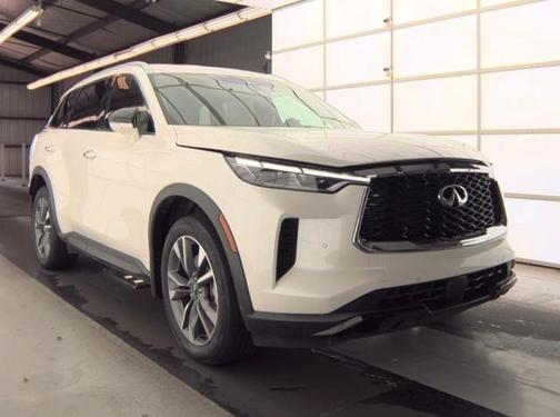 2024 INFINITI QX60 LUXE