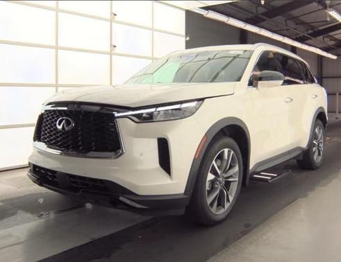 2024 INFINITI QX60 LUXE