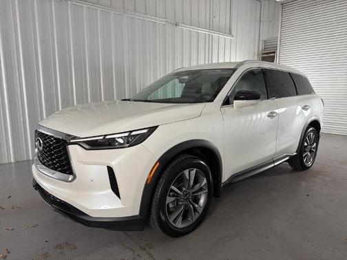 2024 INFINITI QX60 LUXE