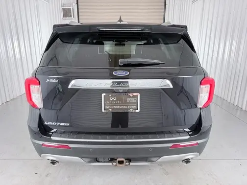 Black 2022 Ford Explorer Limited