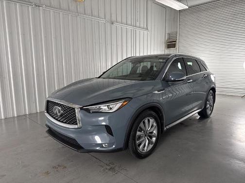 2022 INFINITI QX50 LUXE