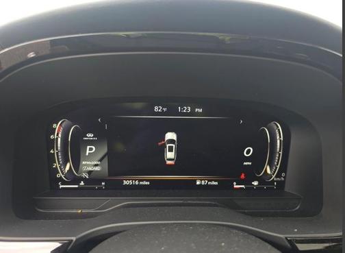 2022 INFINITI QX60 LUXE