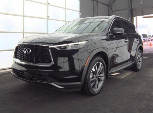 2022 INFINITI QX60 LUXE