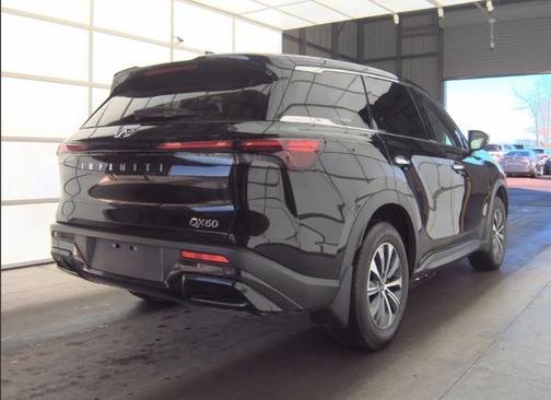 2024 INFINITI QX60 PURE