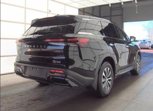 2024 INFINITI QX60 PURE